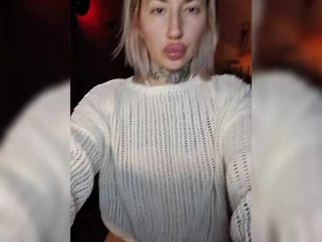 Cute A-squirter wants you to fuck her body now a-squirter from BongaCams