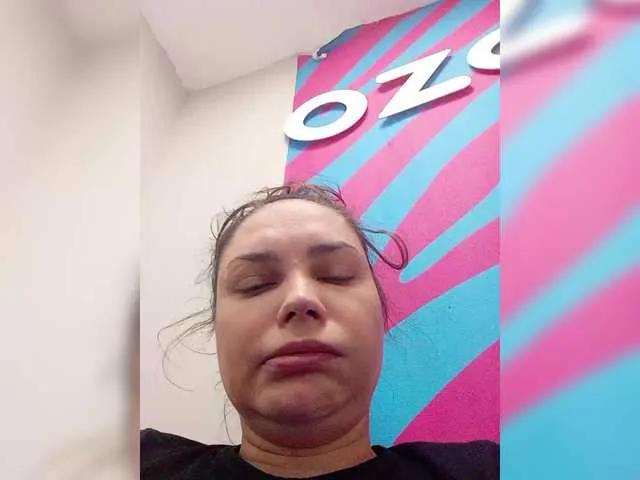 Alisa-TOP from BongaCams