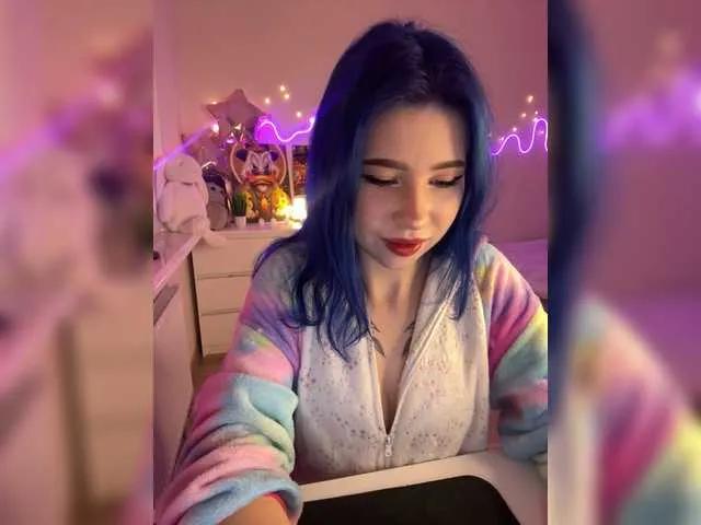 Alismoon66 from BongaCams