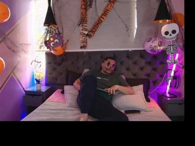 Annie-Lii from BongaCams