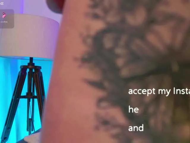 Explore cute camslut AprilRhodes AprilRhodes from BongaCams