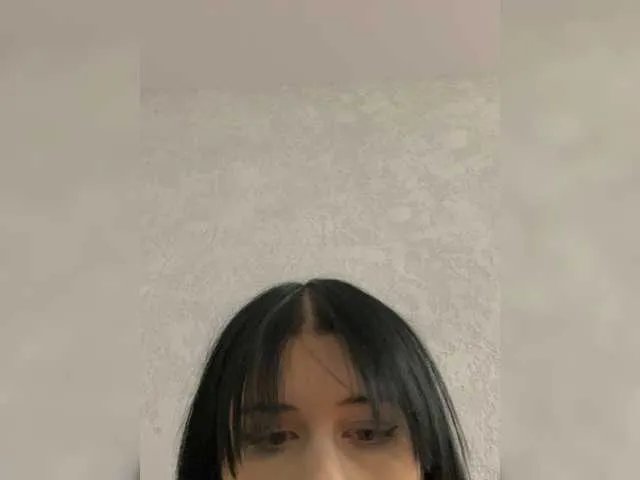 emog1rl from BongaCams