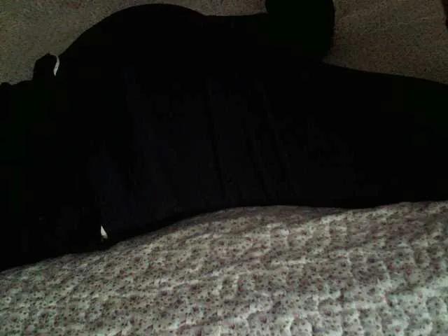 Discover LiZAAAZ, she wants to masturbate for you liZAAAZ from BongaCams