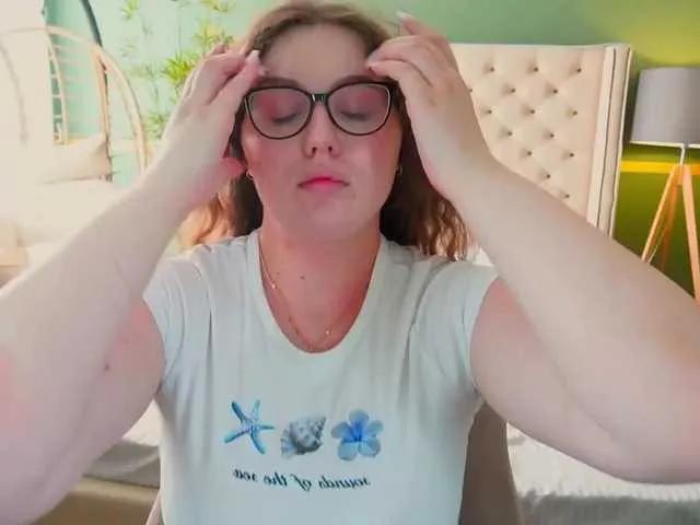 Explore BongaCams's LuxSopphia LuxSopphia from BongaCams