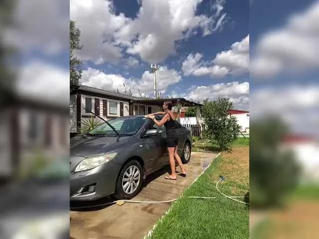 Discover BongaCams's MilkaMilfMilka MilkaMilfMilka from BongaCams