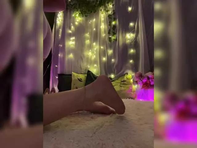 NightMint from BongaCams