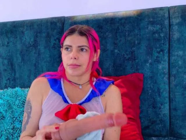 Niky-Santana from BongaCams