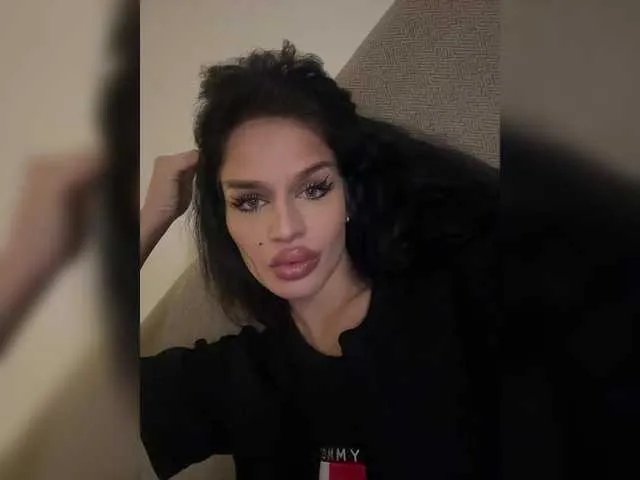 NotBellucci from BongaCams