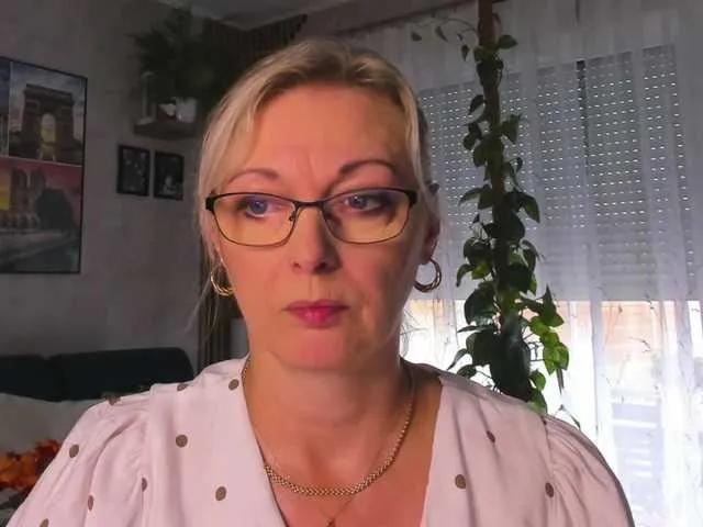 SoftVANESSA from BongaCams