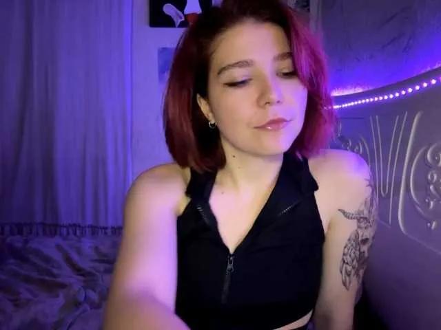 Sexy TraceyKalani wants you to fuck her body now TraceyKalani from BongaCams