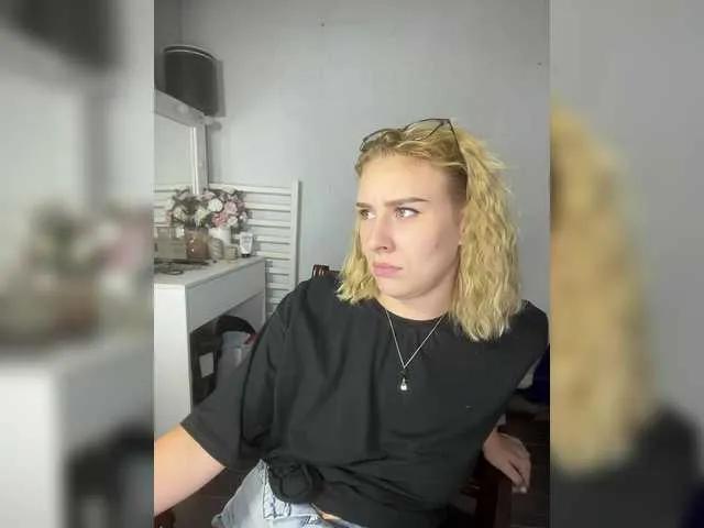 Discover Virgokristy, she wants to masturbate for you virgokristy from BongaCams