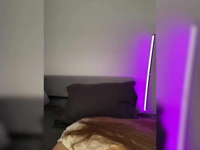 Discover cute slut VirusIphone virusIphone from BongaCams