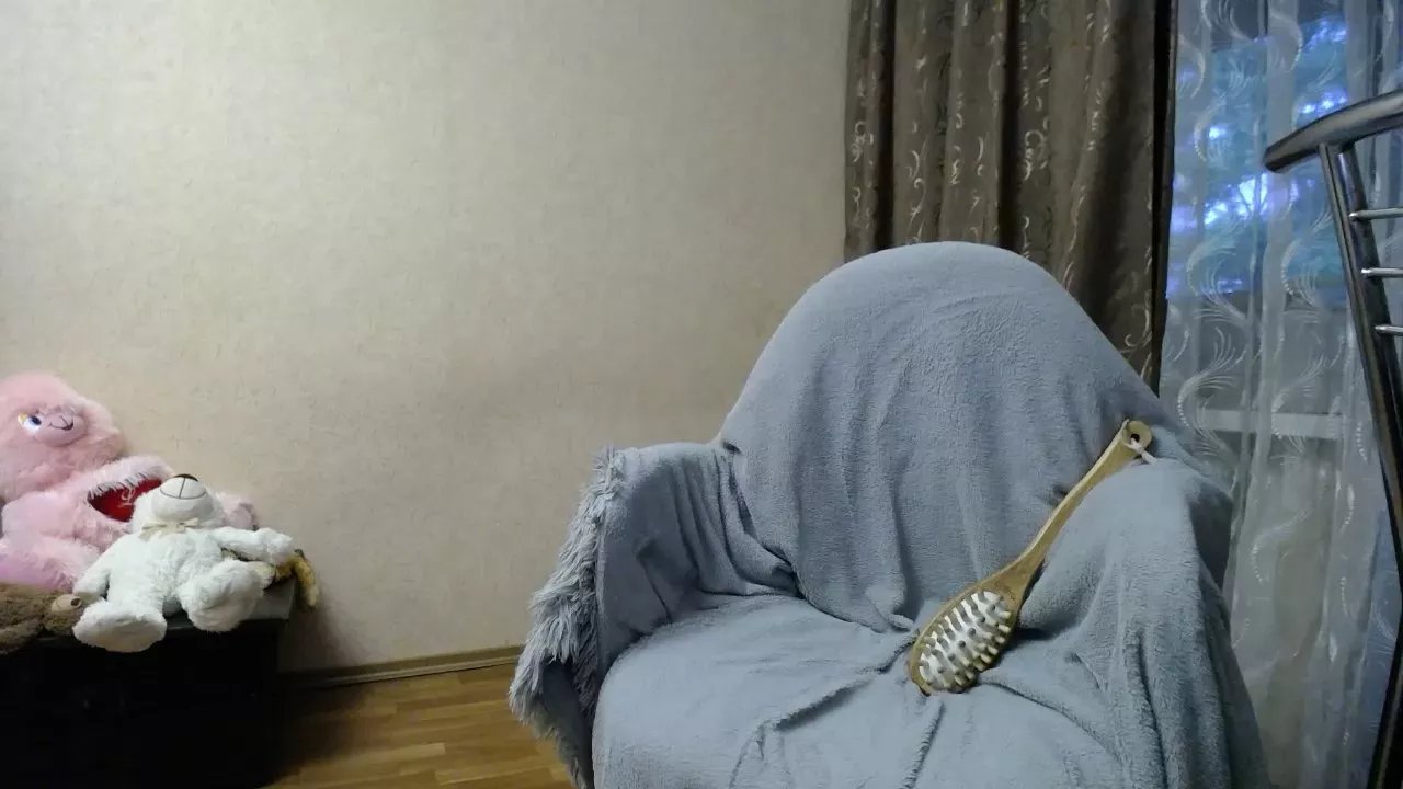 AngelinaKis from Cam4