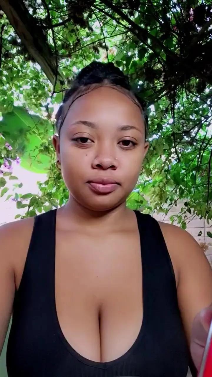 Explore 20 years old AudiaFrenchy from Cam4 AudiaFrenchy from Cam4