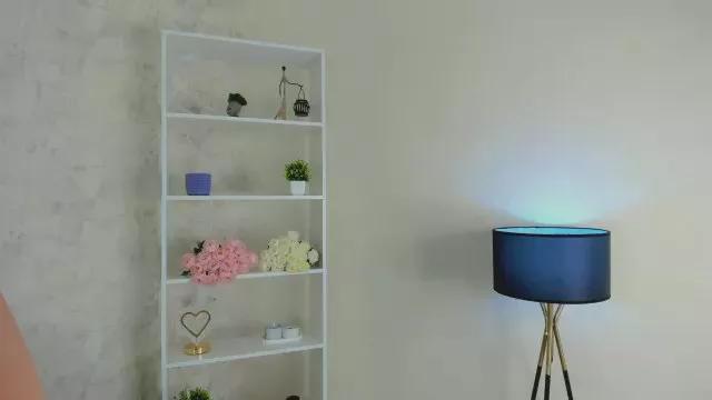 BonnieHelling from Cam4