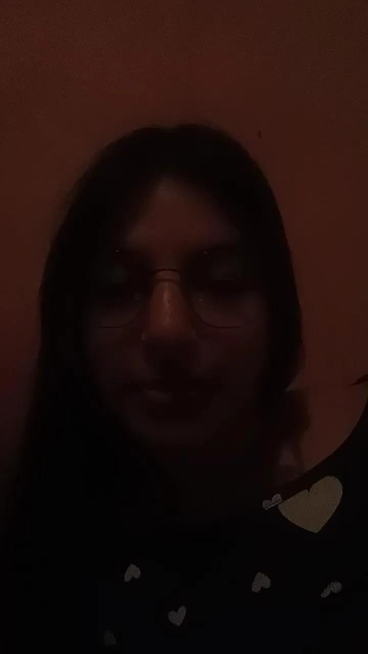 Cute Cami_04 wants you to fuck her body now Cami_04 from Cam4