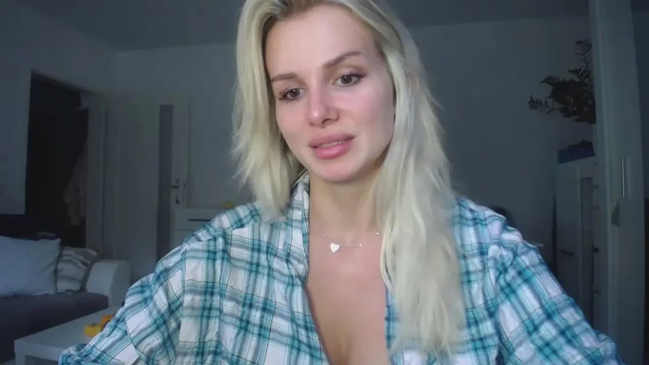 CorneliaBeauty from Cam4