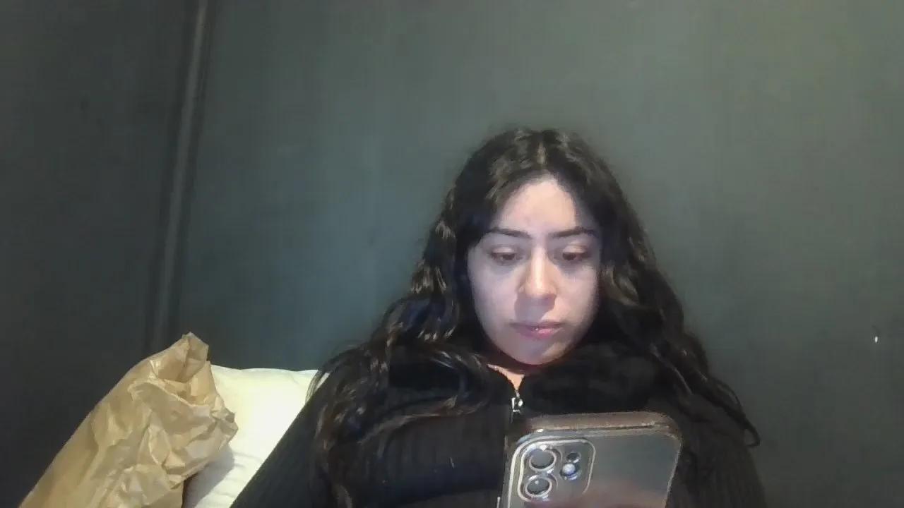 Watch 24 years old ctlnbllss from Cam4 ctlnbllss from Cam4