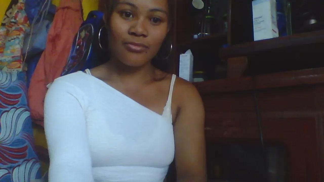 Dillianah2625 from Cam4