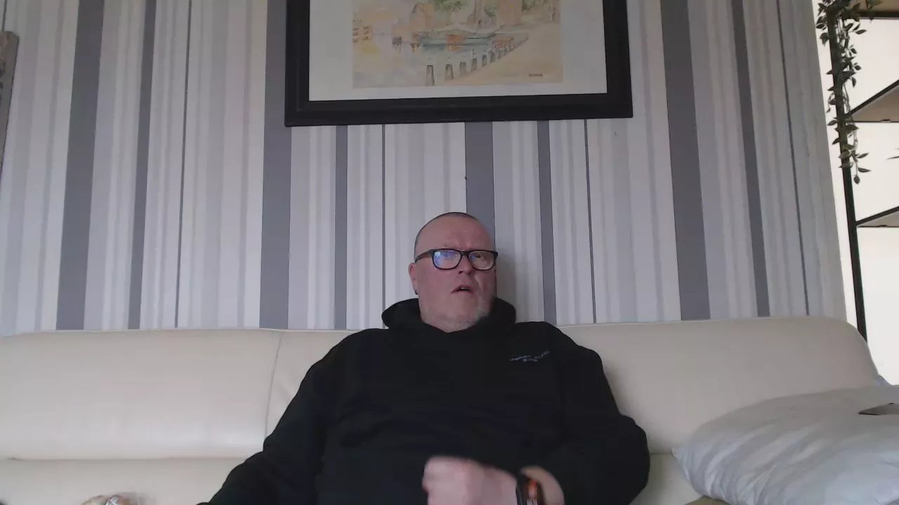 Offline DonBlanco_ on Cam4