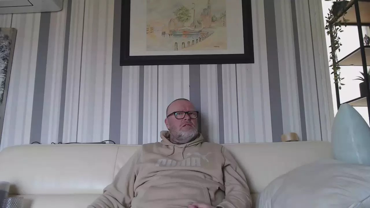 Offline DonBlanco_ on Cam4