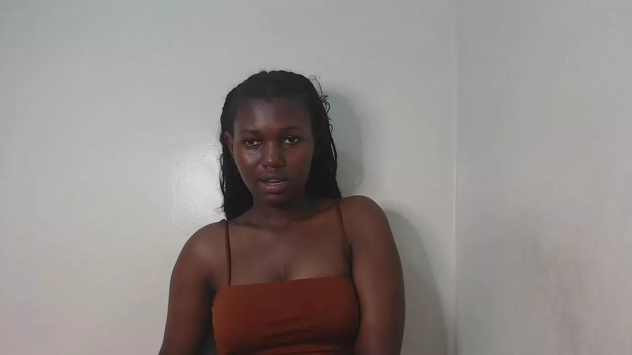 Dreamebony2 from Cam4