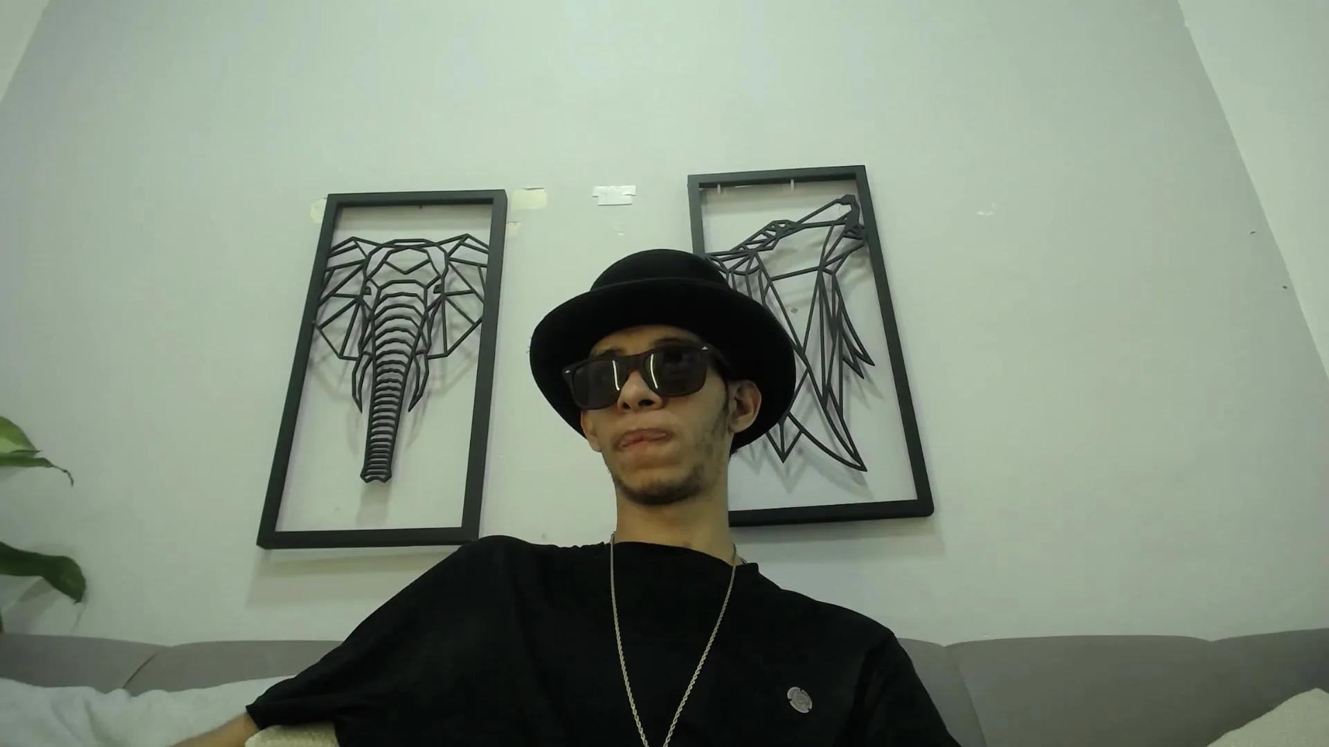 DylanScot_ from Cam4