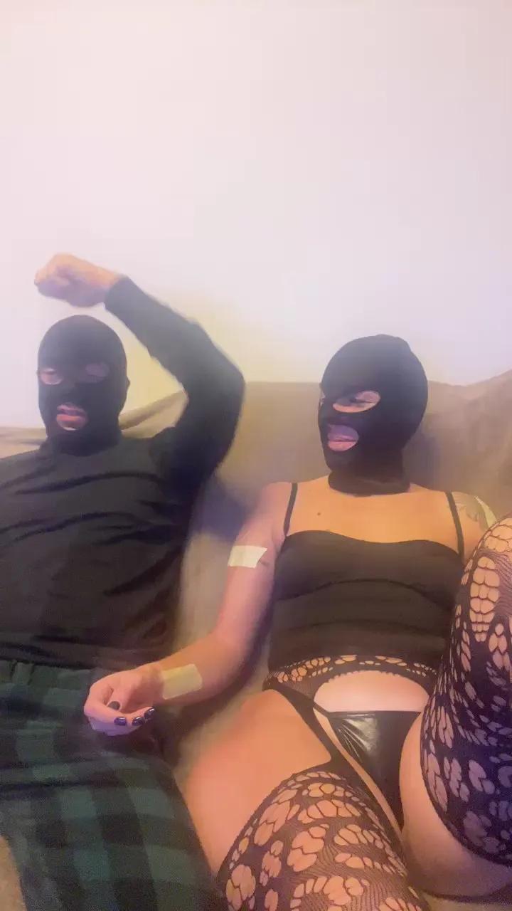 Masturbate to sexy performer Giadarossi Giadarossi from Cam4