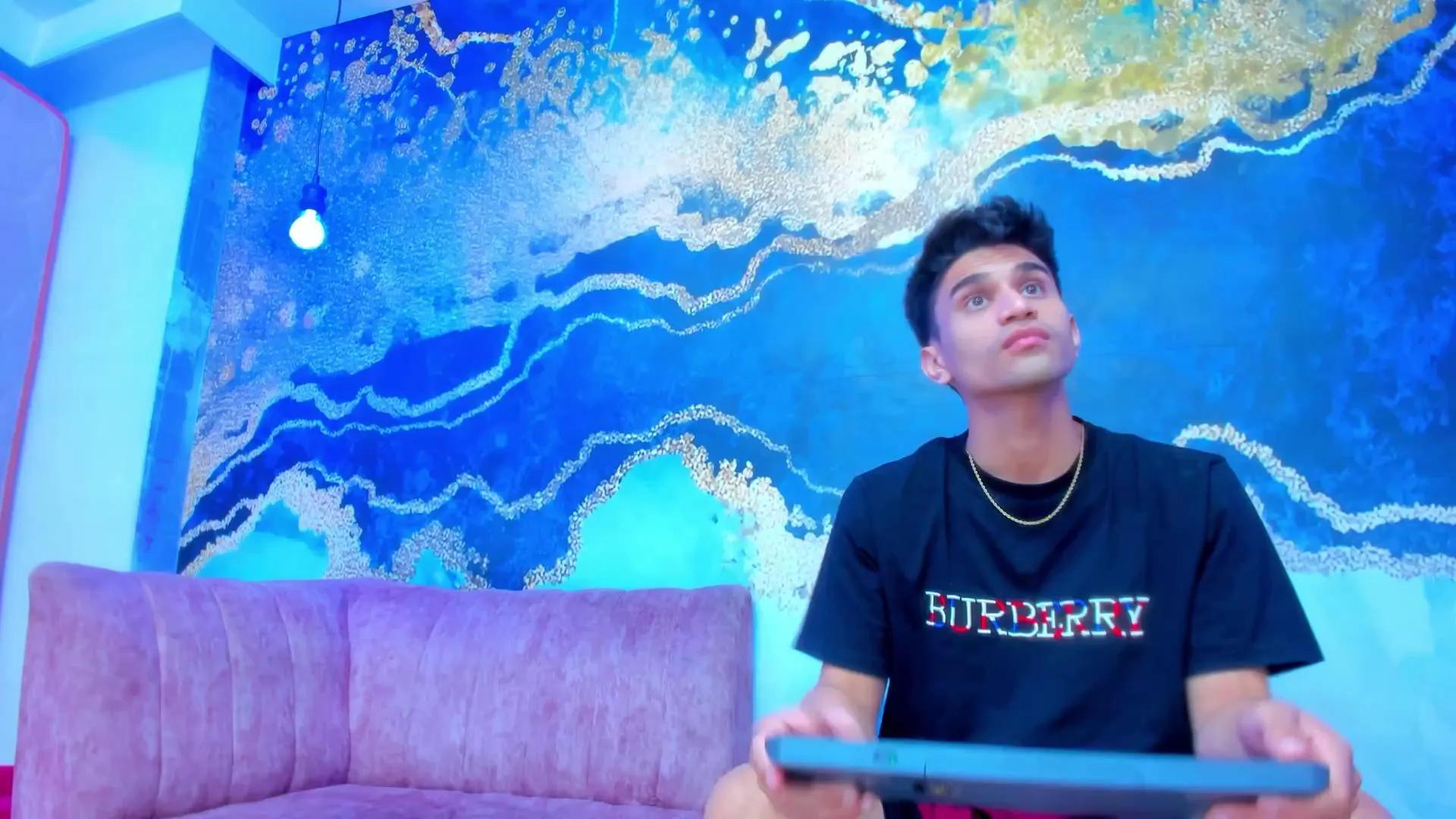 Hottier_Boys from Cam4