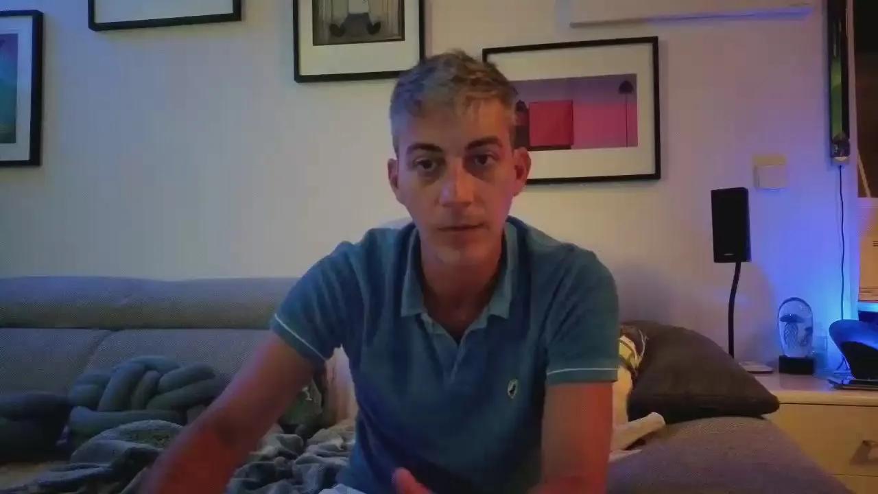 Explore 90 years old HuGo4K from Cam4 HuGo4K from Cam4