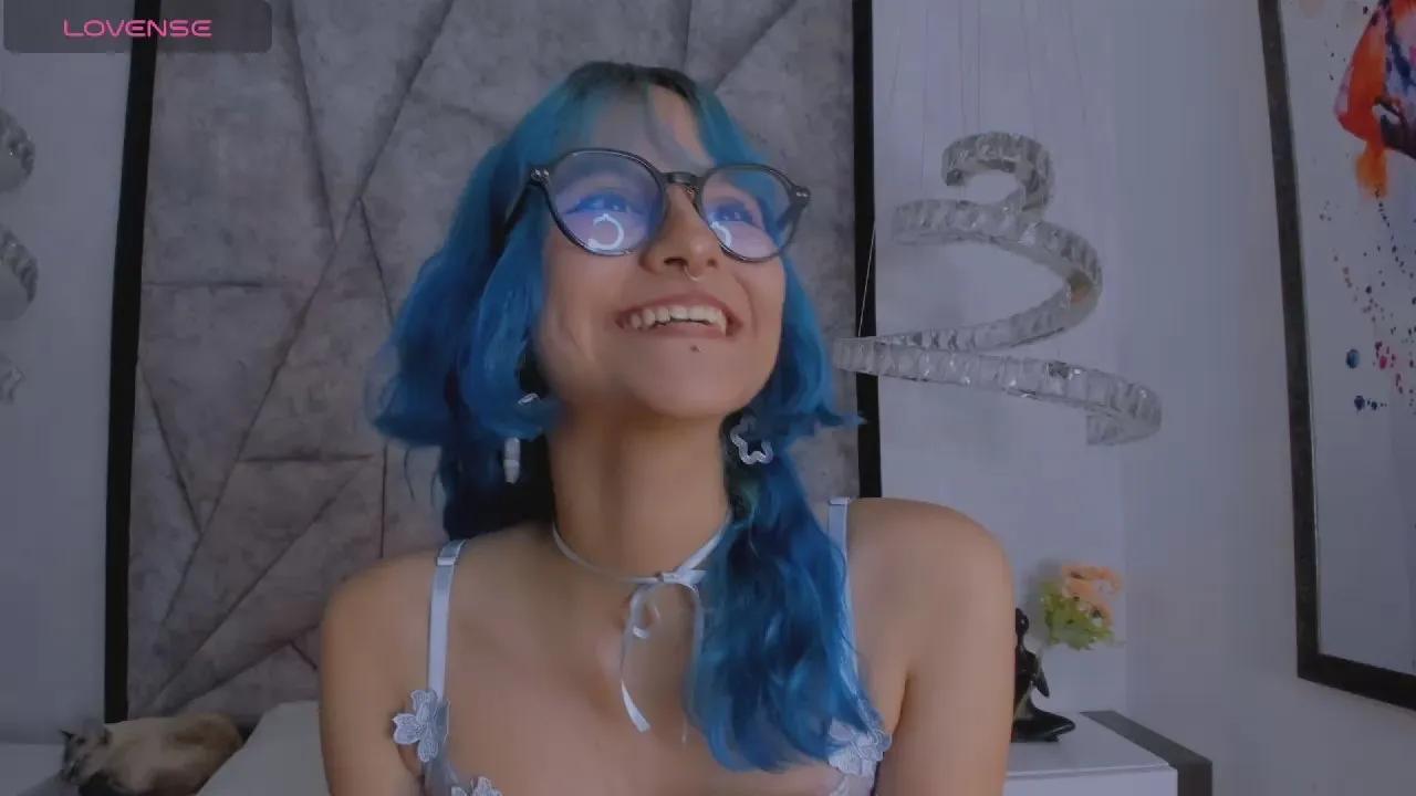 Masturbate to JinkxIndigo, she wants to masturbate for you JinkxIndigo from Cam4