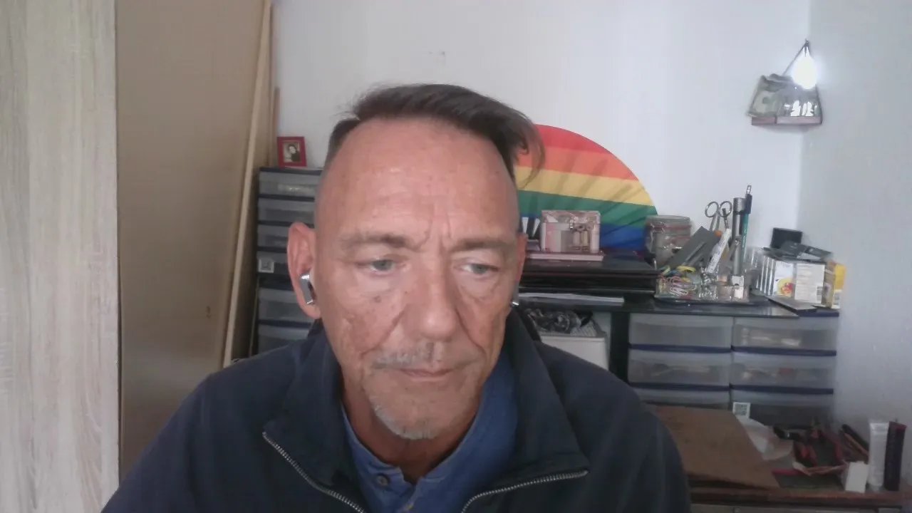 Offline kandyffm on Cam4