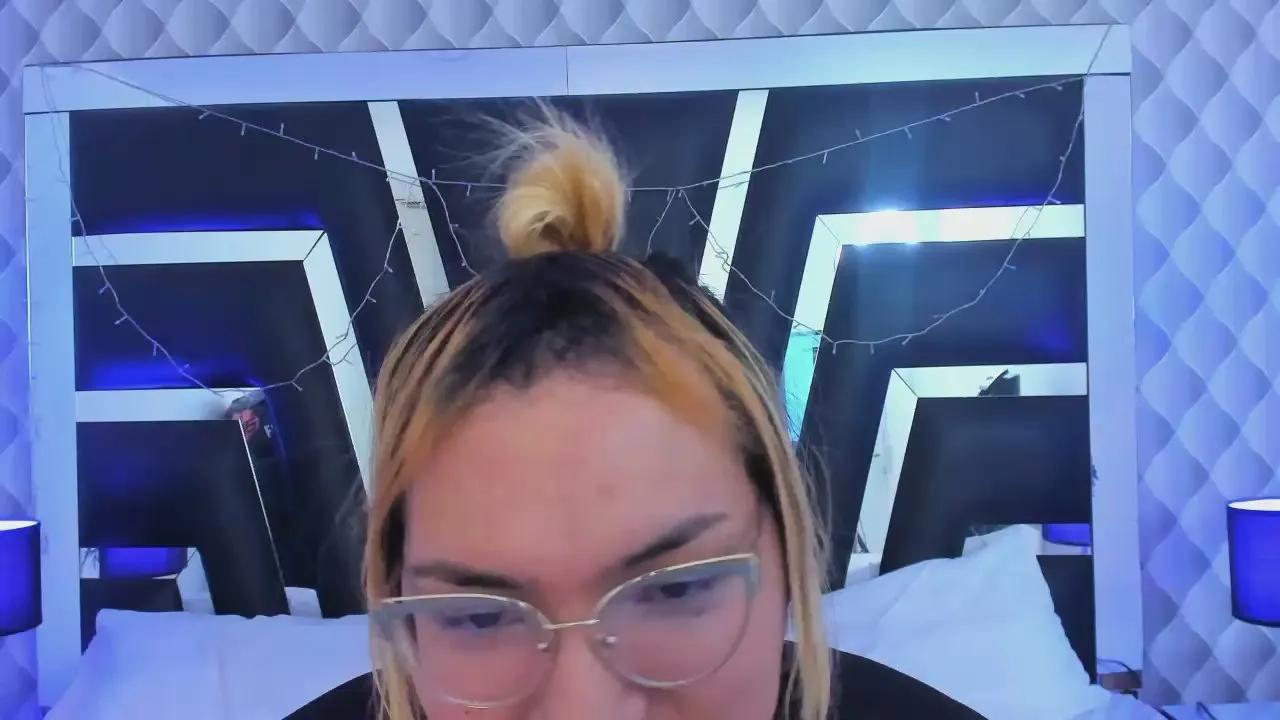 Masturbate to Katyakozlov, zie wants to masturbate for you katyakozlov from Cam4