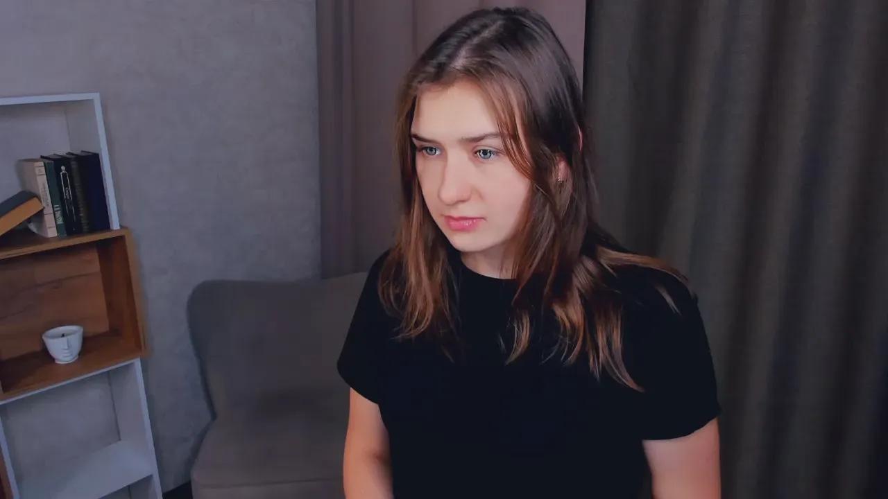 Explore 24 years old LeonieSudberry from Cam4 LeonieSudberry from Cam4