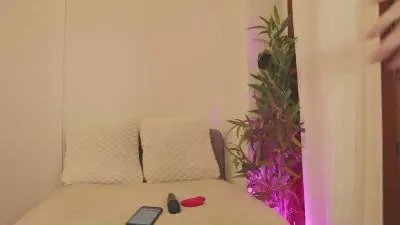 Explore Cam4's LunaRiva LunaRiva from Cam4