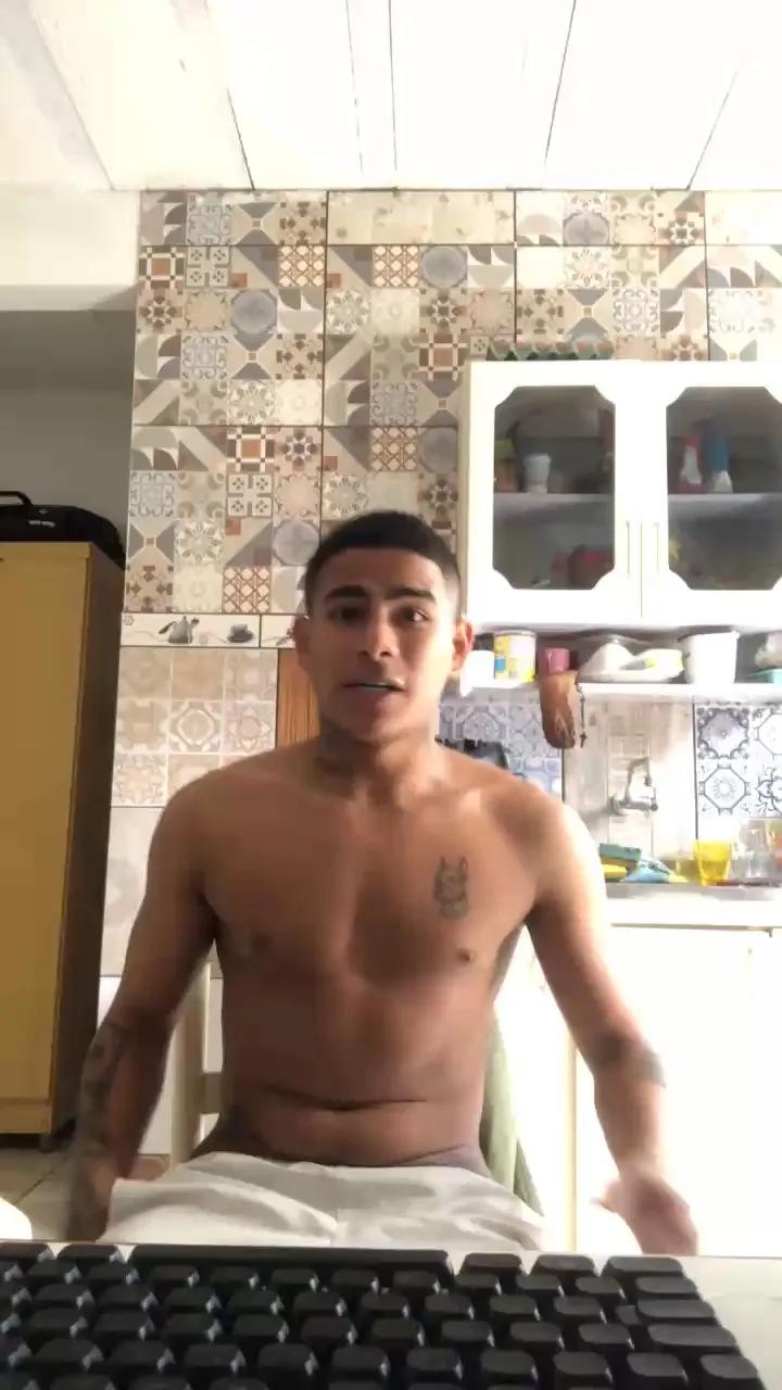 Watch sexy escort MARENTO23CMM MARENTO23CMM from Cam4