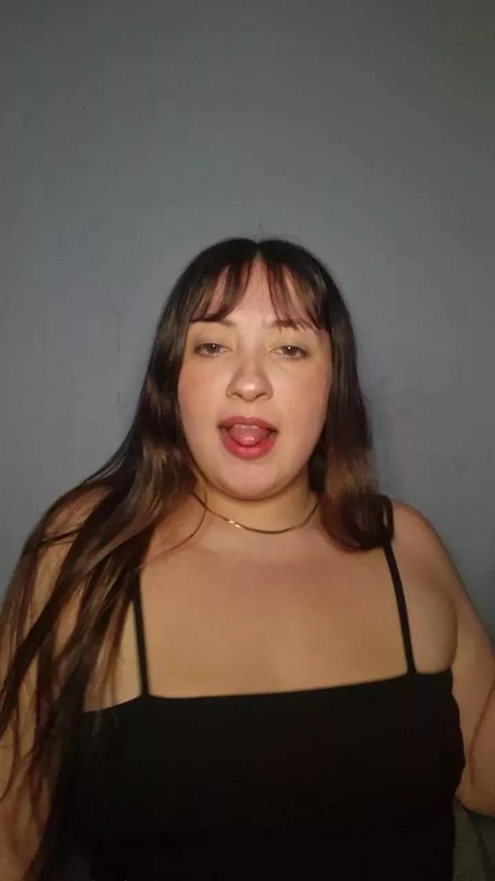 Masturbate to 38 years old Mielcitahot2 from Cam4 Mielcitahot2 from Cam4