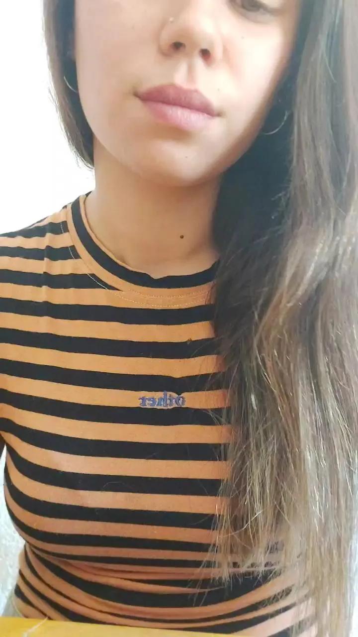 Discover MissMia99, she wants to masturbate for you MissMia99 from Cam4