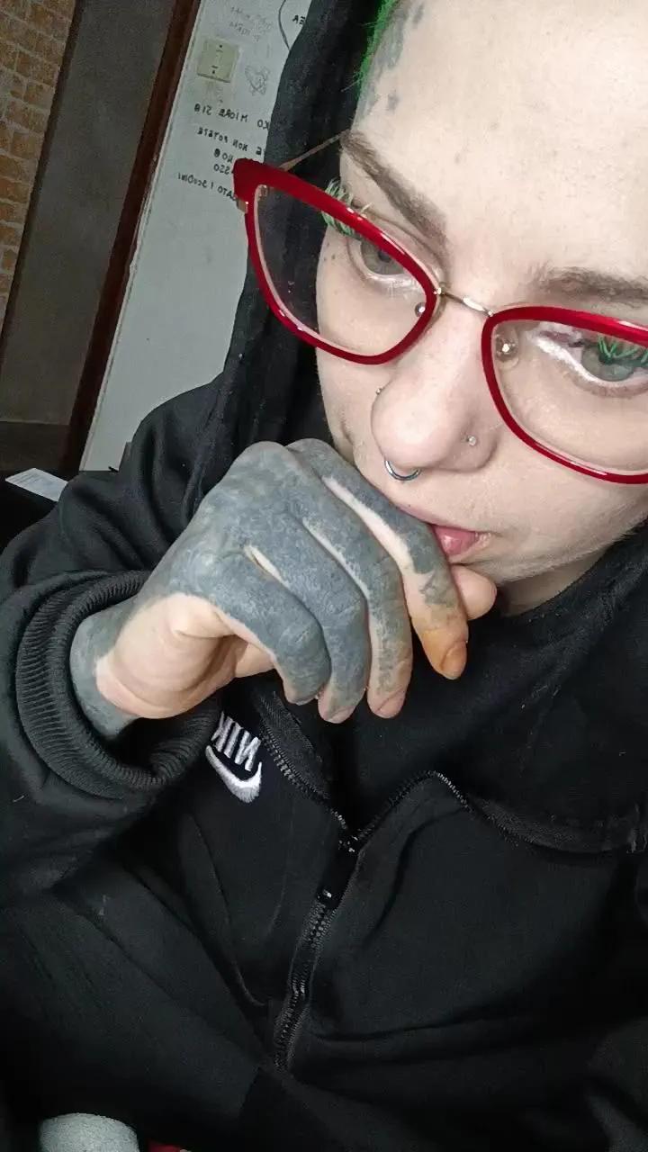 Sweet MorenaBlackMoon from Cam4 MorenaBlackMoon from Cam4