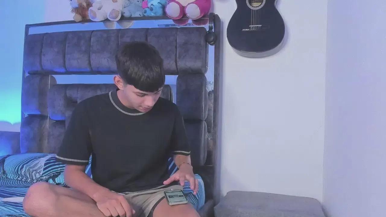 Slutty Naughty_daniel wants you to fuck his body now naughty_daniel from Cam4