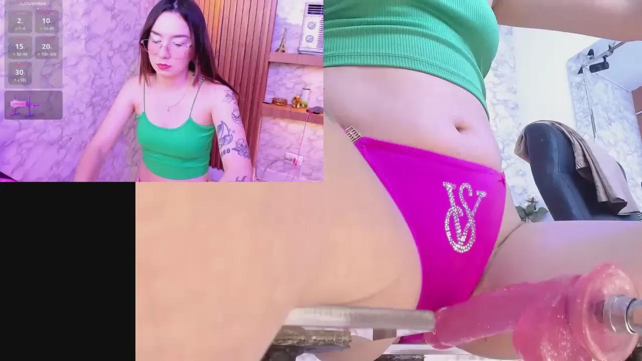 NicoleFerrel from Cam4