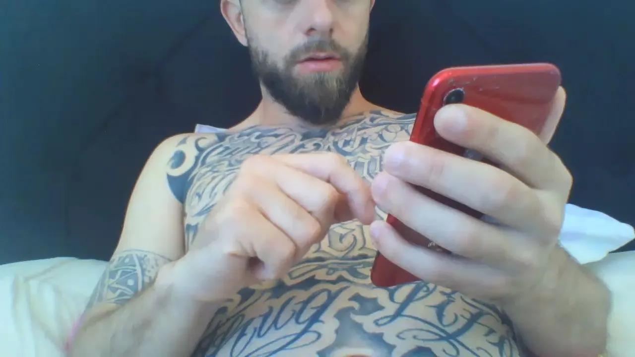 Discover Cam4's Pau_hot_23cm Pau_hot_23cm from Cam4