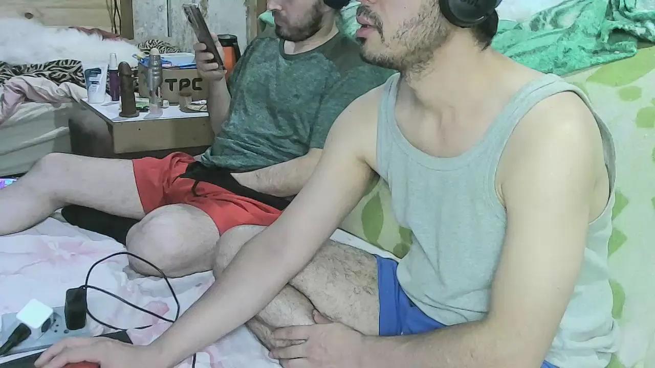 Discover Cam4's Safadosnerds safadosnerds from Cam4