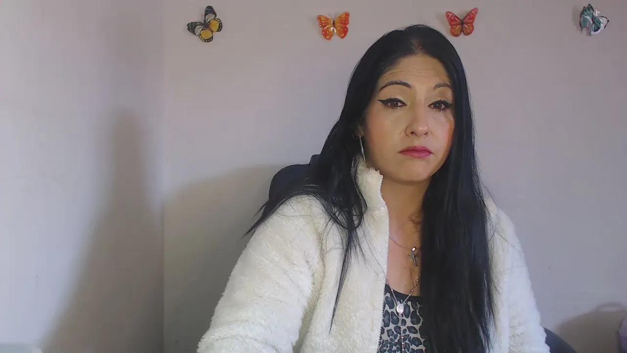 Try naked escort Sahotlove1_ Sahotlove1_ from Cam4