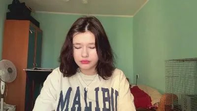 ShariceLouka from Cam4