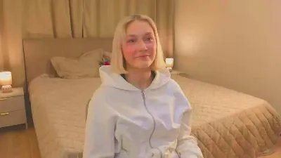 Sexy TiaraDollard wants you to fuck her body now TiaraDollard from Cam4