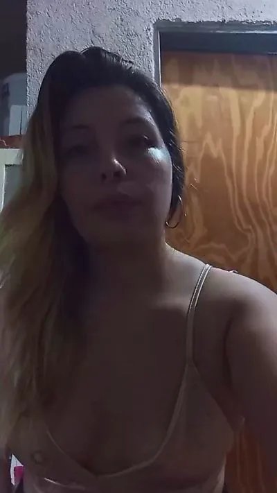 valentina518 from Cam4