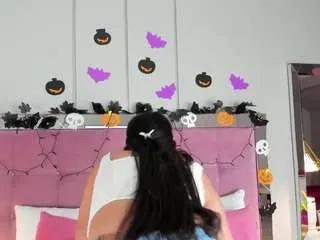 ahincale from CamSoda