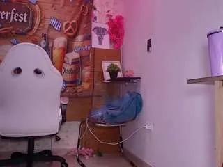 aisha-a from CamSoda