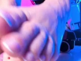 Explore 23 years old april-johnson from CamSoda april-johnson from CamSoda